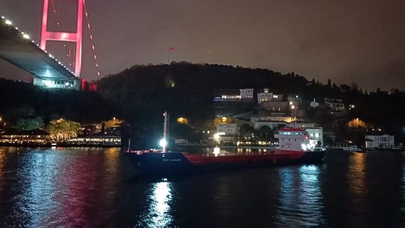 İstanbul Boğazı gemi trafiğine kapatıldı