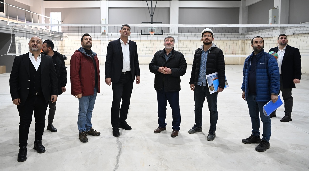 Maşukiye Spor Salonu’nda son hazırlıklar - Resim : 1