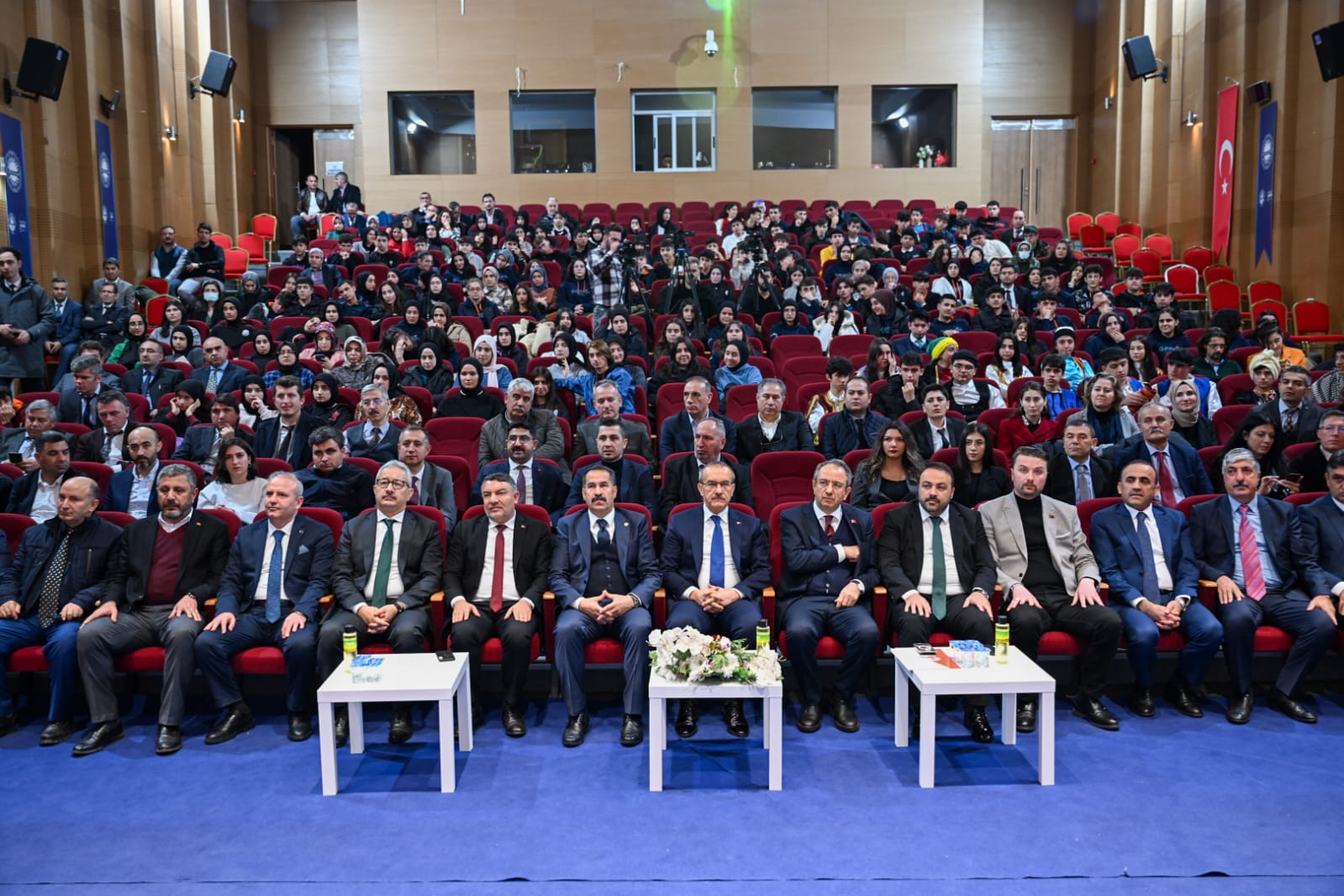 Kocaeli Valisi Yavuz Yahya Kaptan'ı anma gecesinde konuştu; "Dünya üzerinde bu kadar vahşet aynı anda yaşanmadı" - Resim : 3