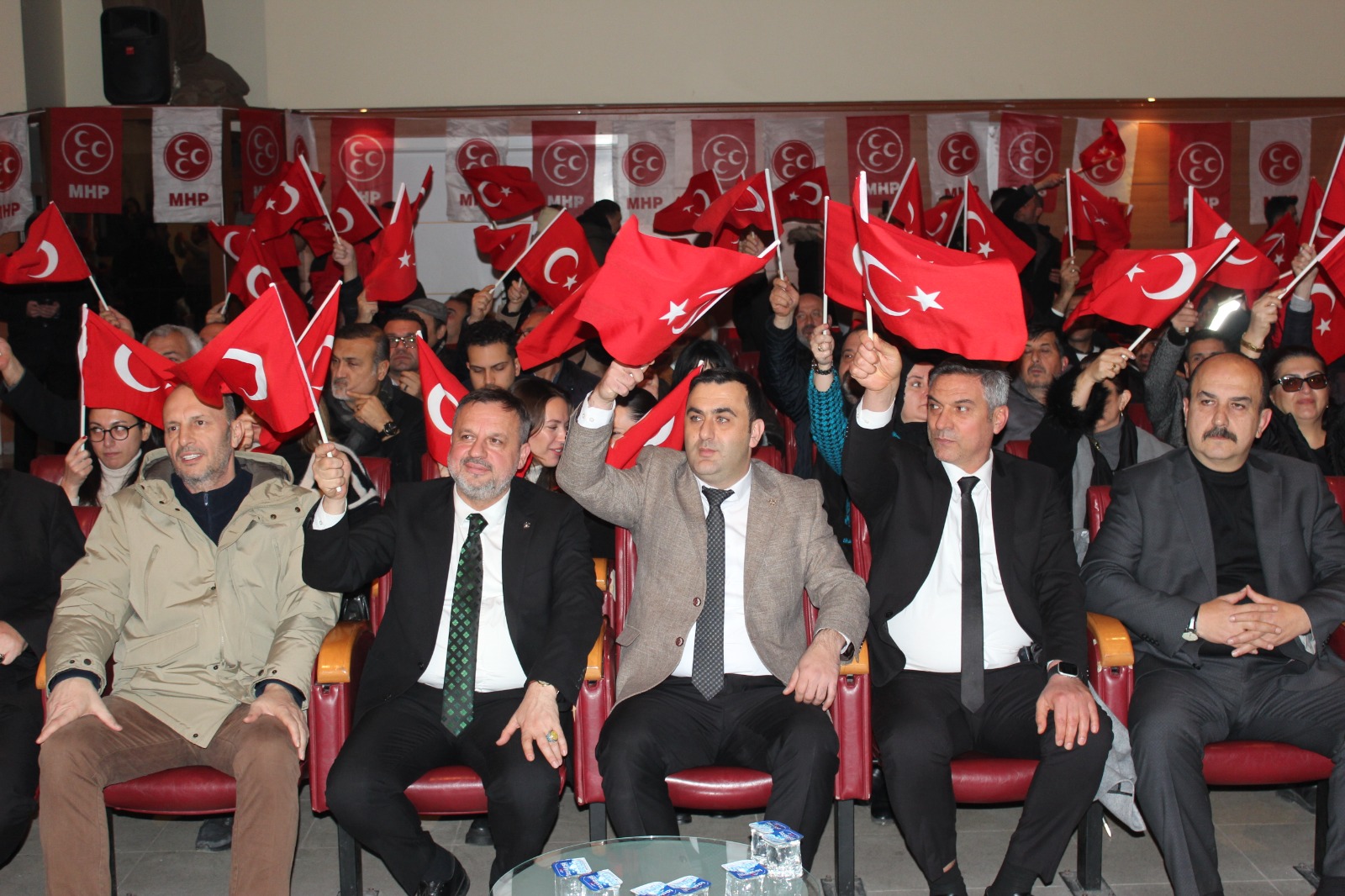 MHP İzmit 18 aday adayını tanıttı! “Zararın neresinden dönülürse kardır” - Resim : 8