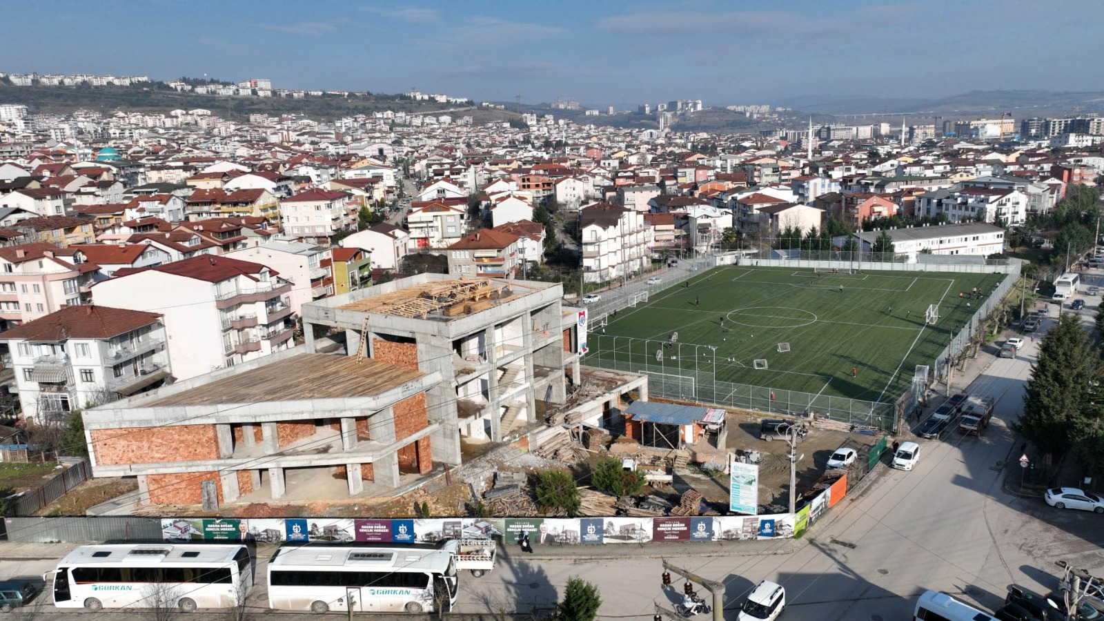 Hasan Doğan Tesisleri’nde yolun yarısı geçildi - Resim : 2