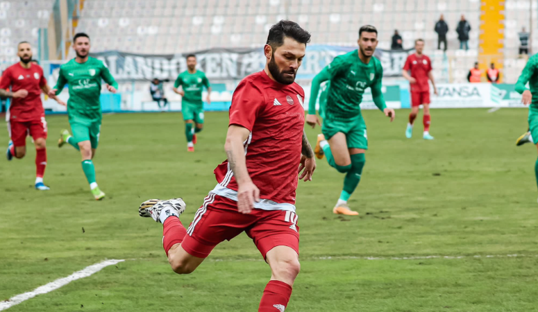 Eren Tozlu, Erzurum’u kurtarmaya devam ediyor! “1-0”