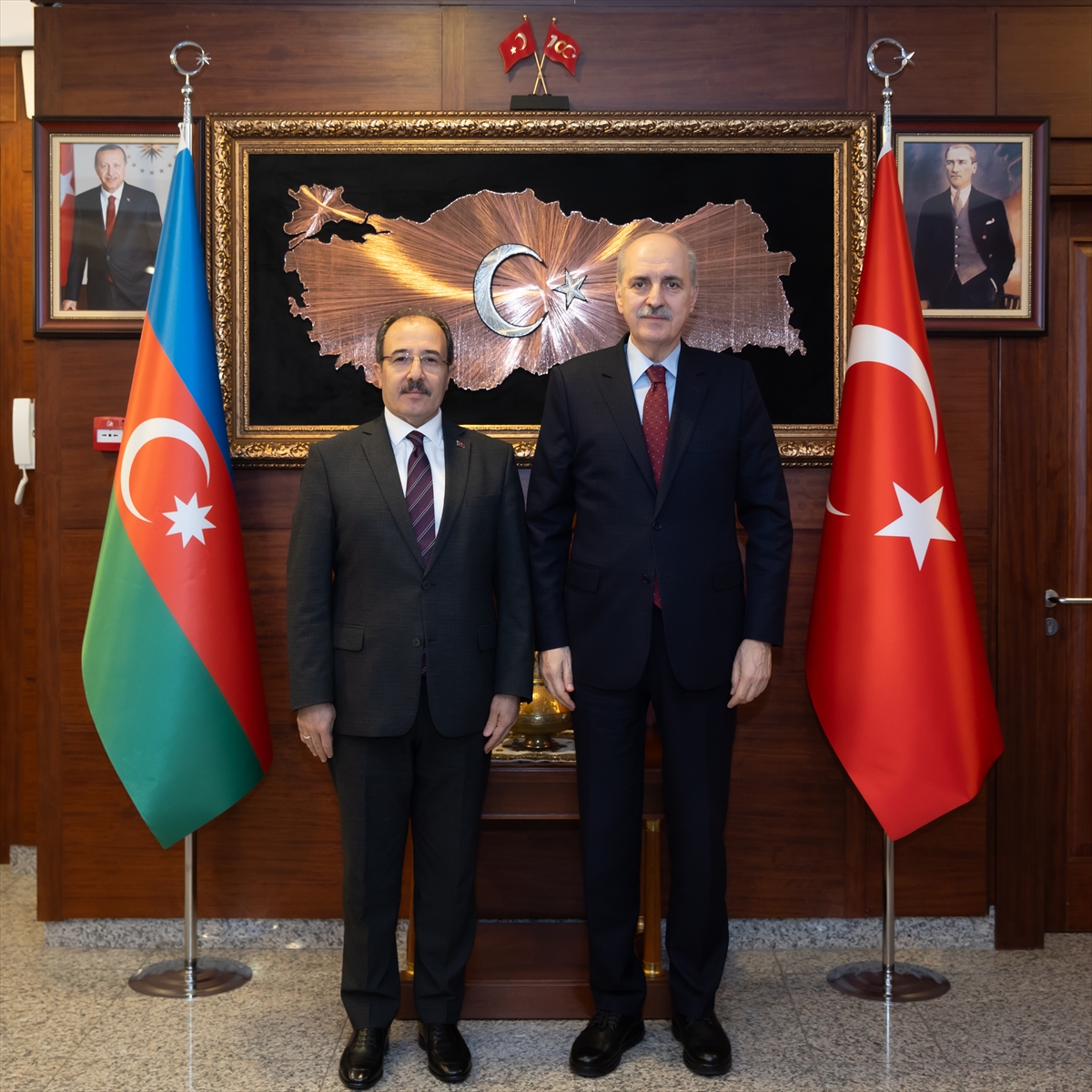 Numan Kurtulmuş’tan Azerbaycan’a ziyaret