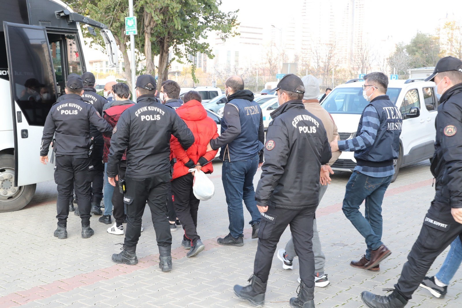 16 DEAŞ şüphelisi gözaltına alındı! - Resim : 2