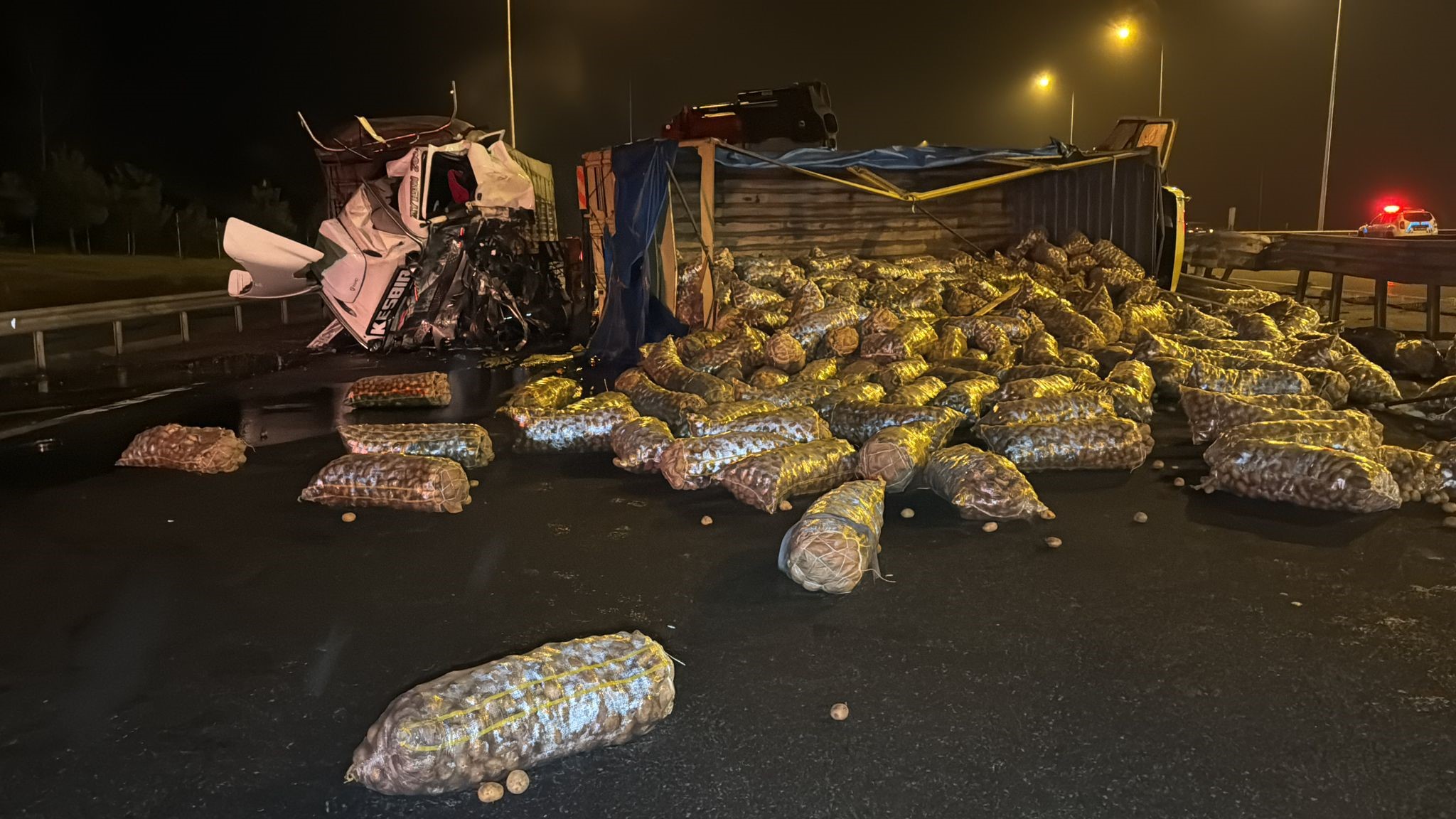 Anadolu Otoyolu’nun Bolu Dağı geçişi trafiğe kapatıldı! - Resim : 1