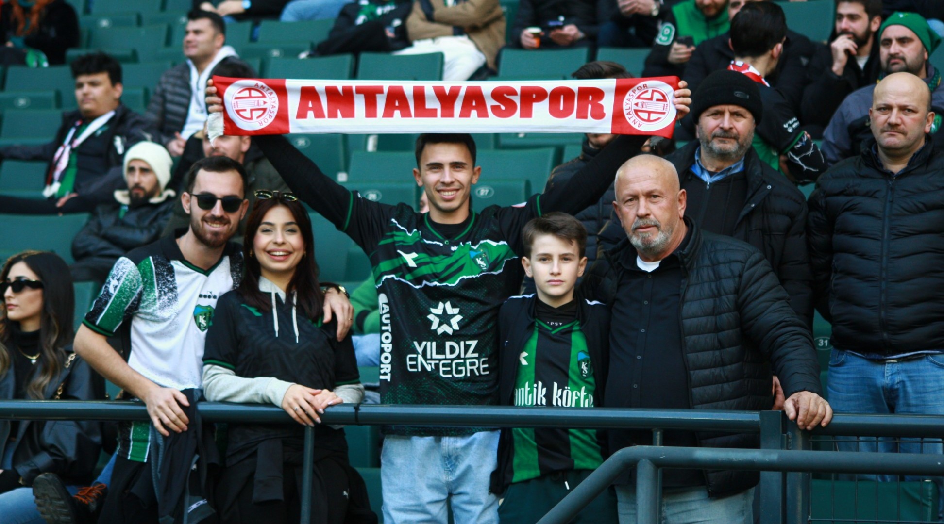 Kocaelispor – Adanaspor: 1-0 “Bülent Badiş – Foto Galeri” - Resim : 1