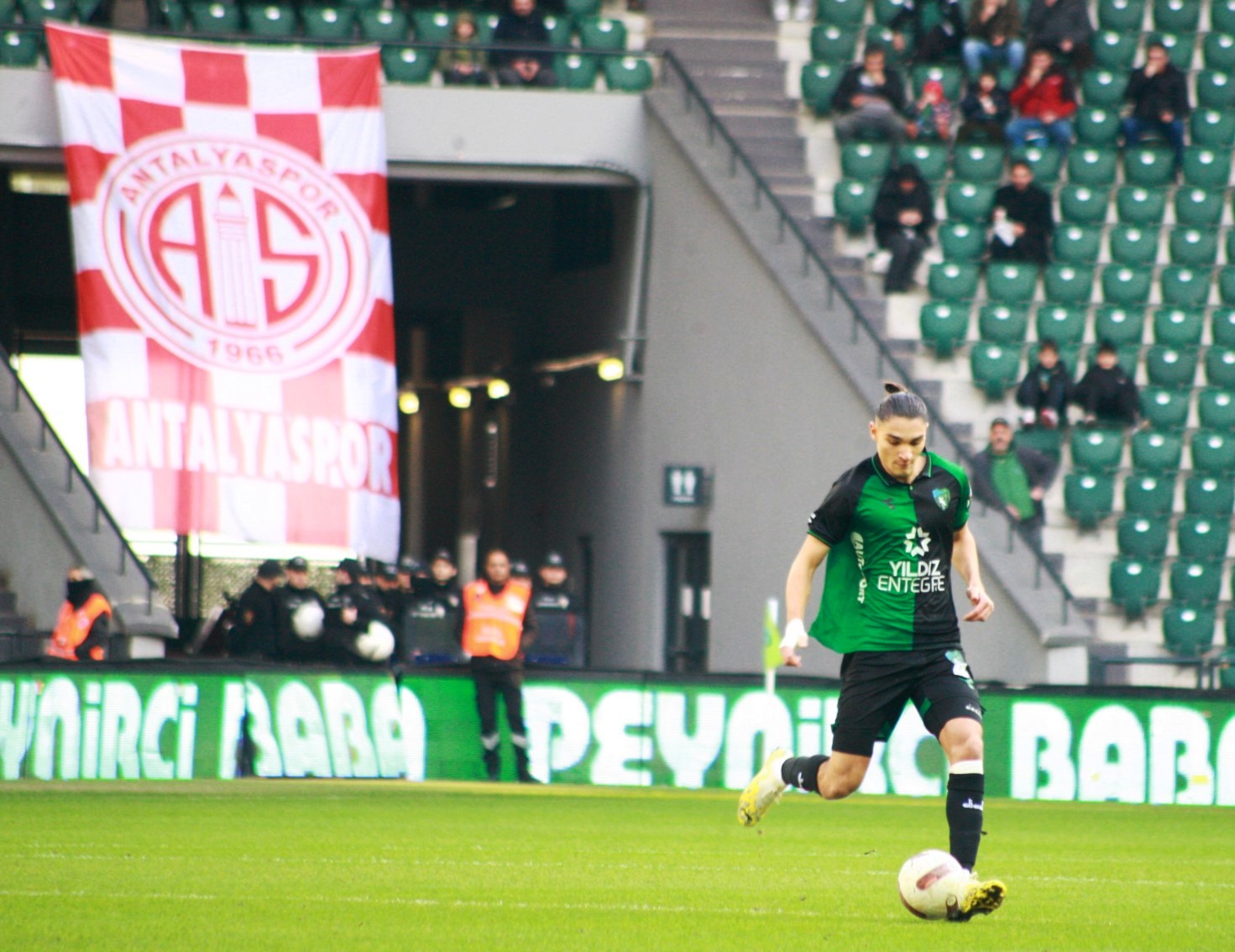 Kocaelispor – Adanaspor: 1-0 “Bülent Badiş – Foto Galeri” - Resim : 19