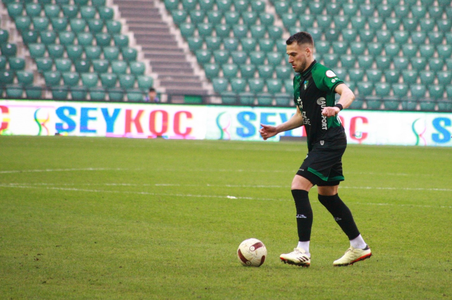 Kocaelispor – Adanaspor: 1-0 “Bülent Badiş – Foto Galeri” - Resim : 40