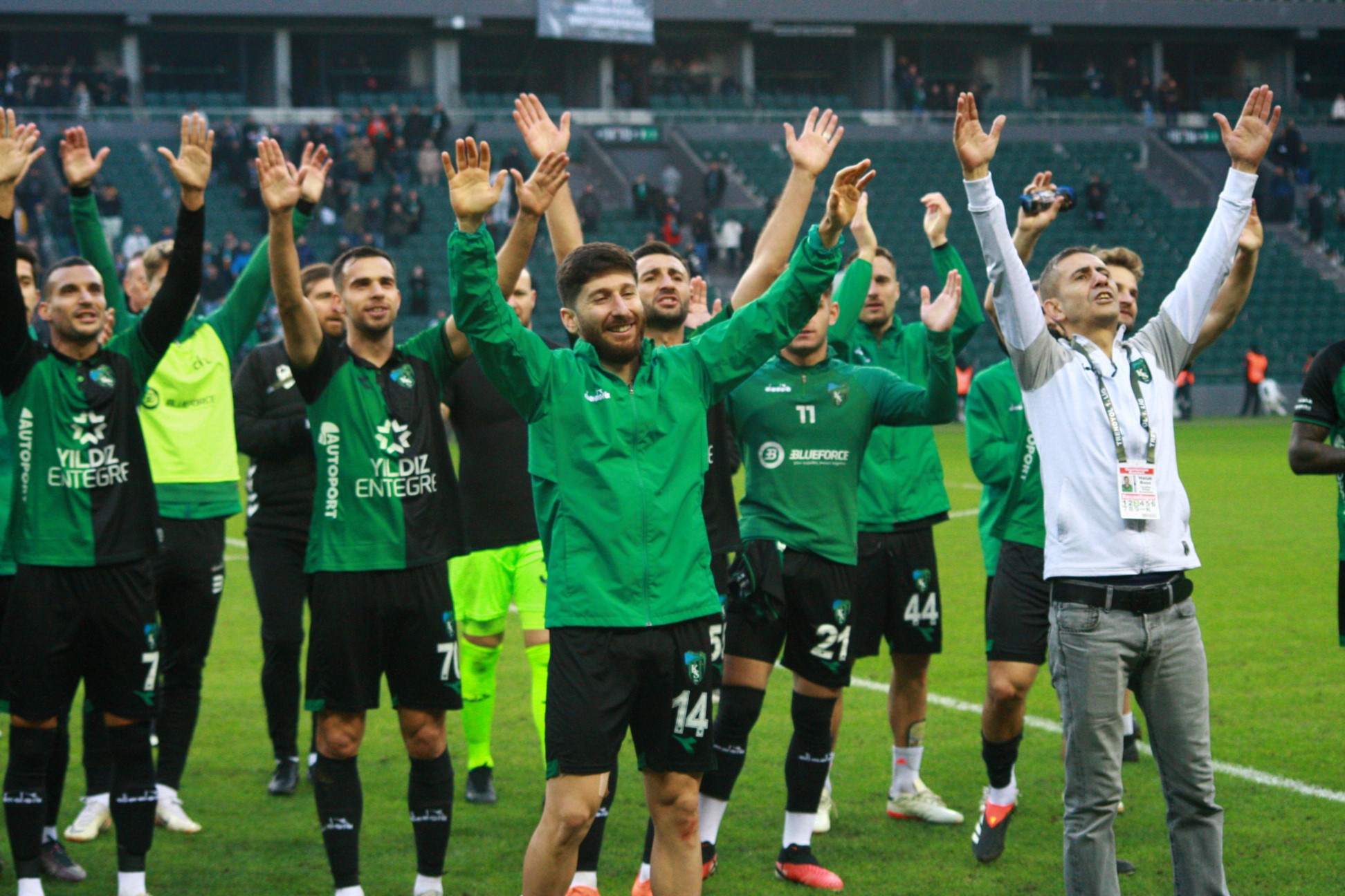 Kocaelispor – Adanaspor: 1-0 “Bülent Badiş – Foto Galeri” - Resim : 57