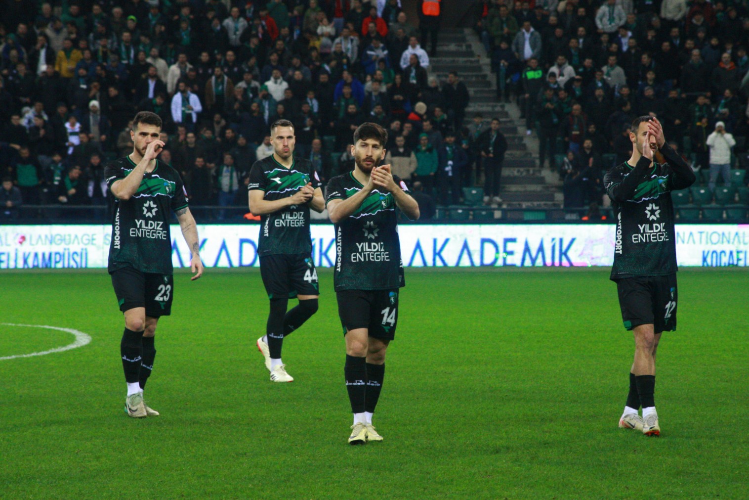 KOCAELİSPOR - ŞANLIURFASPOR (FOTO GALERİ) - Resim : 1