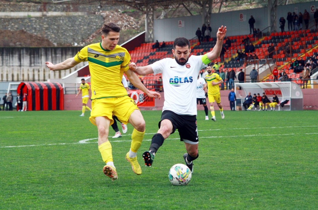 Gölcükspor - Uzunköprüspor: 0-0 "BAL Maçı - Foto Galeri Bülent Badiş" - Resim : 7