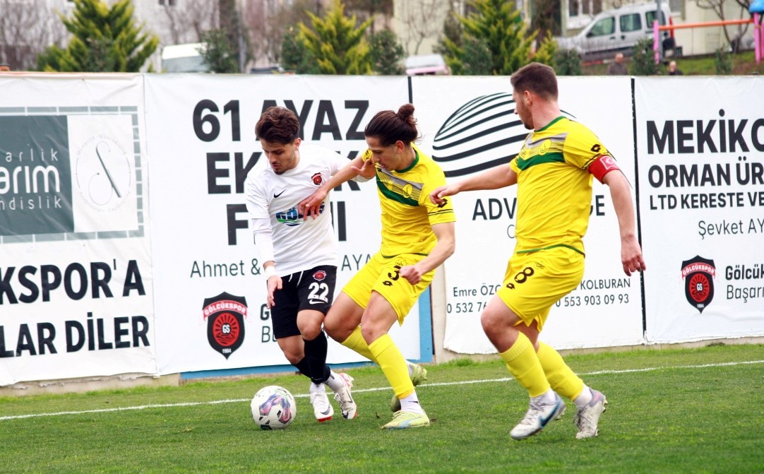 Gölcükspor - Uzunköprüspor: 0-0 "BAL Maçı - Foto Galeri Bülent Badiş" - Resim : 8