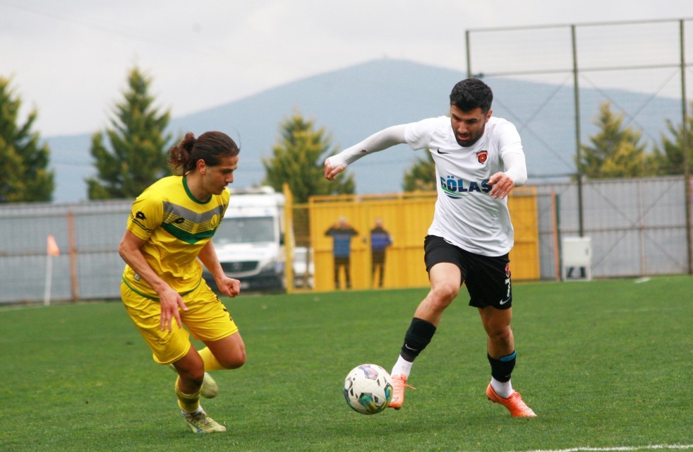 Gölcükspor - Uzunköprüspor: 0-0 "BAL Maçı - Foto Galeri Bülent Badiş" - Resim : 16