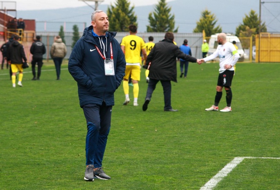 Gölcükspor - Uzunköprüspor: 0-0 "BAL Maçı - Foto Galeri Bülent Badiş" - Resim : 21