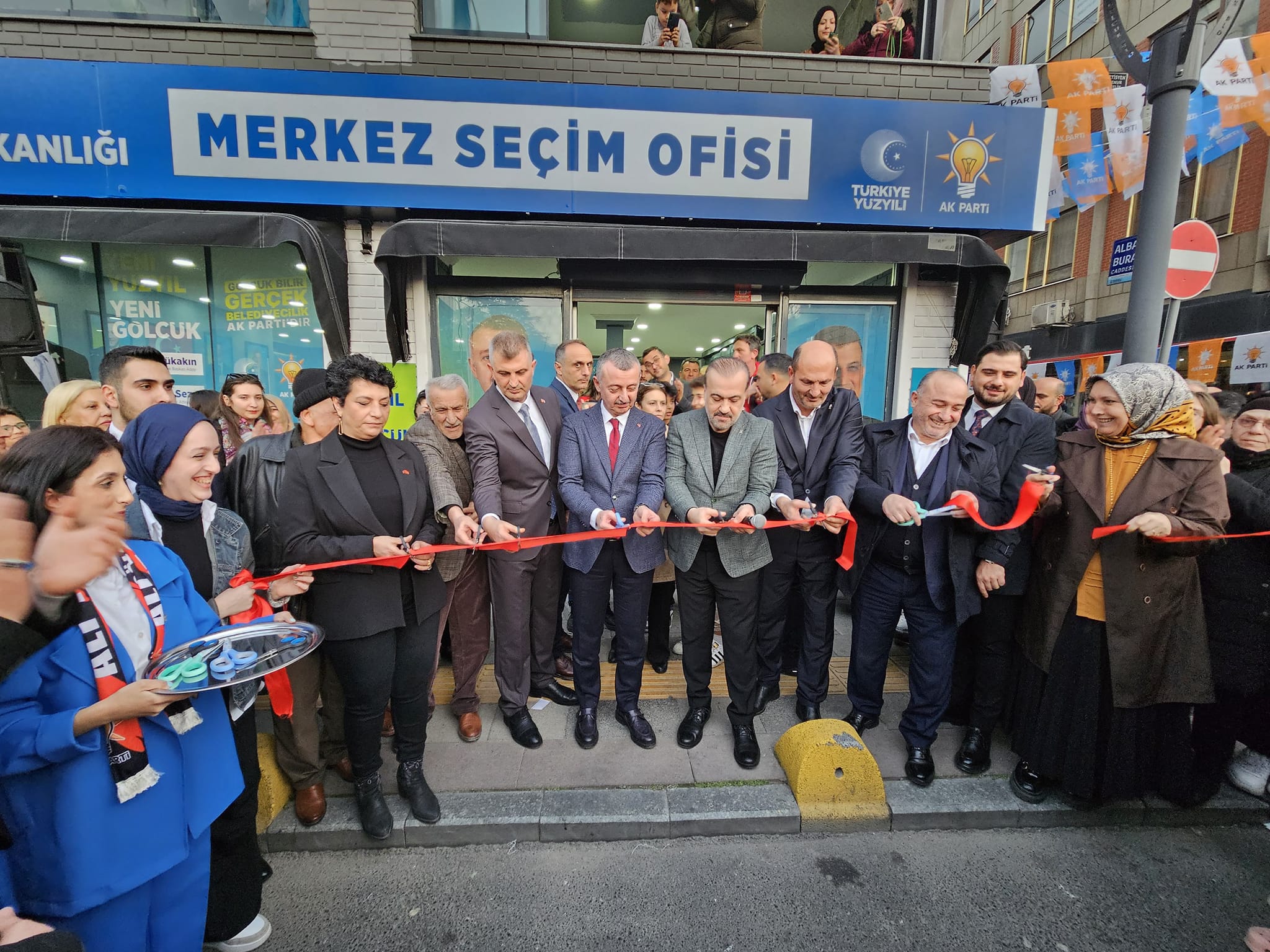 Miting gibi seçim ofisi açılışı - Resim : 3