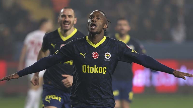 Batshuayi Fenerbahçe’yi çeyrek finale taşıdı: “0-2”