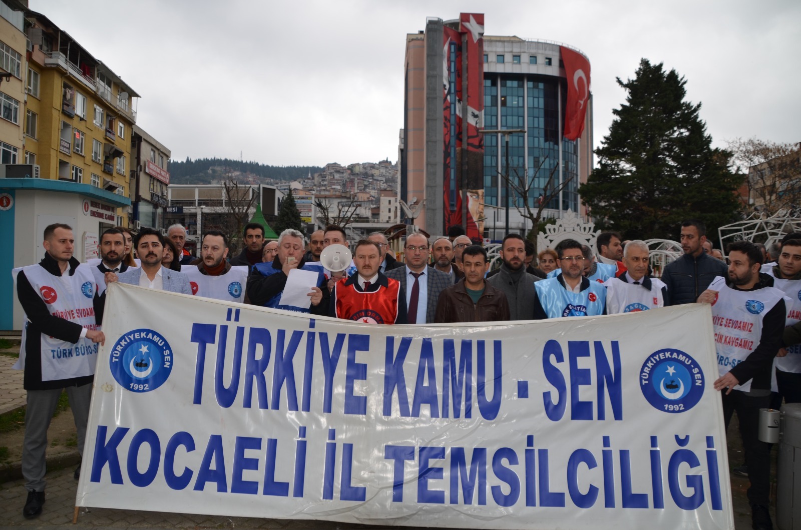 KAMU-SEN memur ve memur emeklilerinin sorunlarını masaya yatırdı - Resim : 1