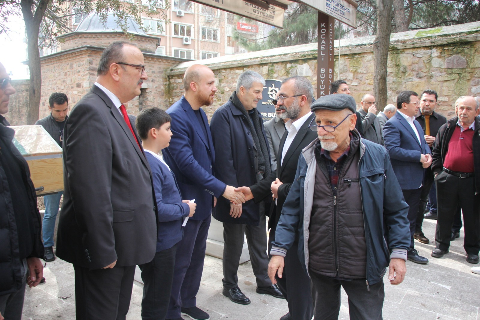 Cumhurbaşkanının dünürünün babası son yolculuğuna uğurlandı - Resim : 2