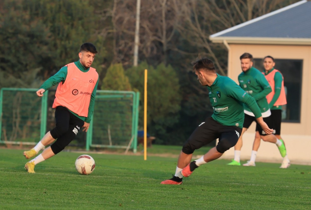 Kocaelispor'da rota Erzurum! - Resim : 6