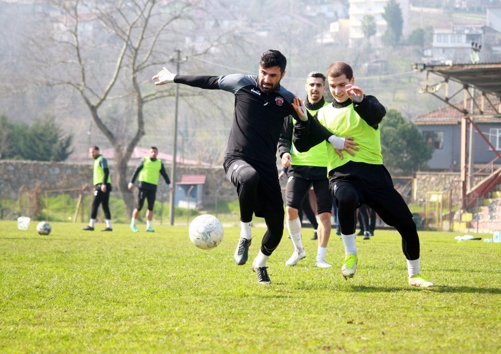 Gölcükspor, İFA’yı bekliyor - Resim : 5