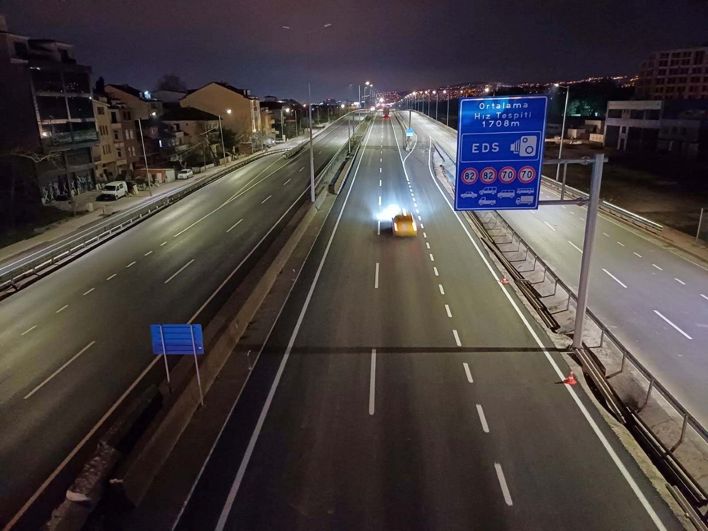 Kocaeli Stadı yolunda İstanbul istikameti trafiğe açıldı - Resim : 2