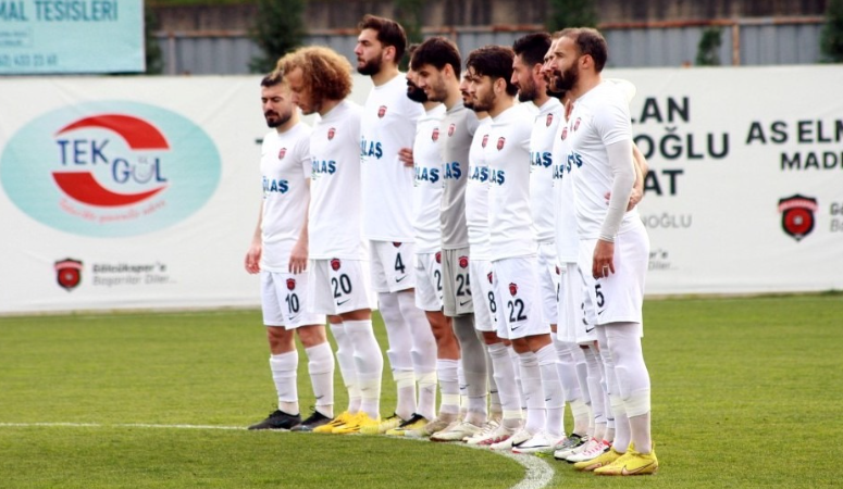 Gölcükspor’un eski futbolcularından, 90’lı