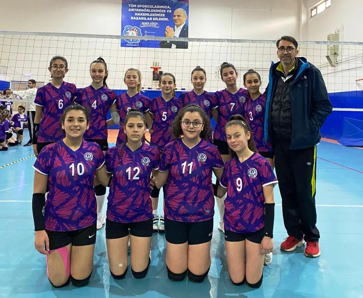 Körfez’de voleybol şenliği! - Resim : 2