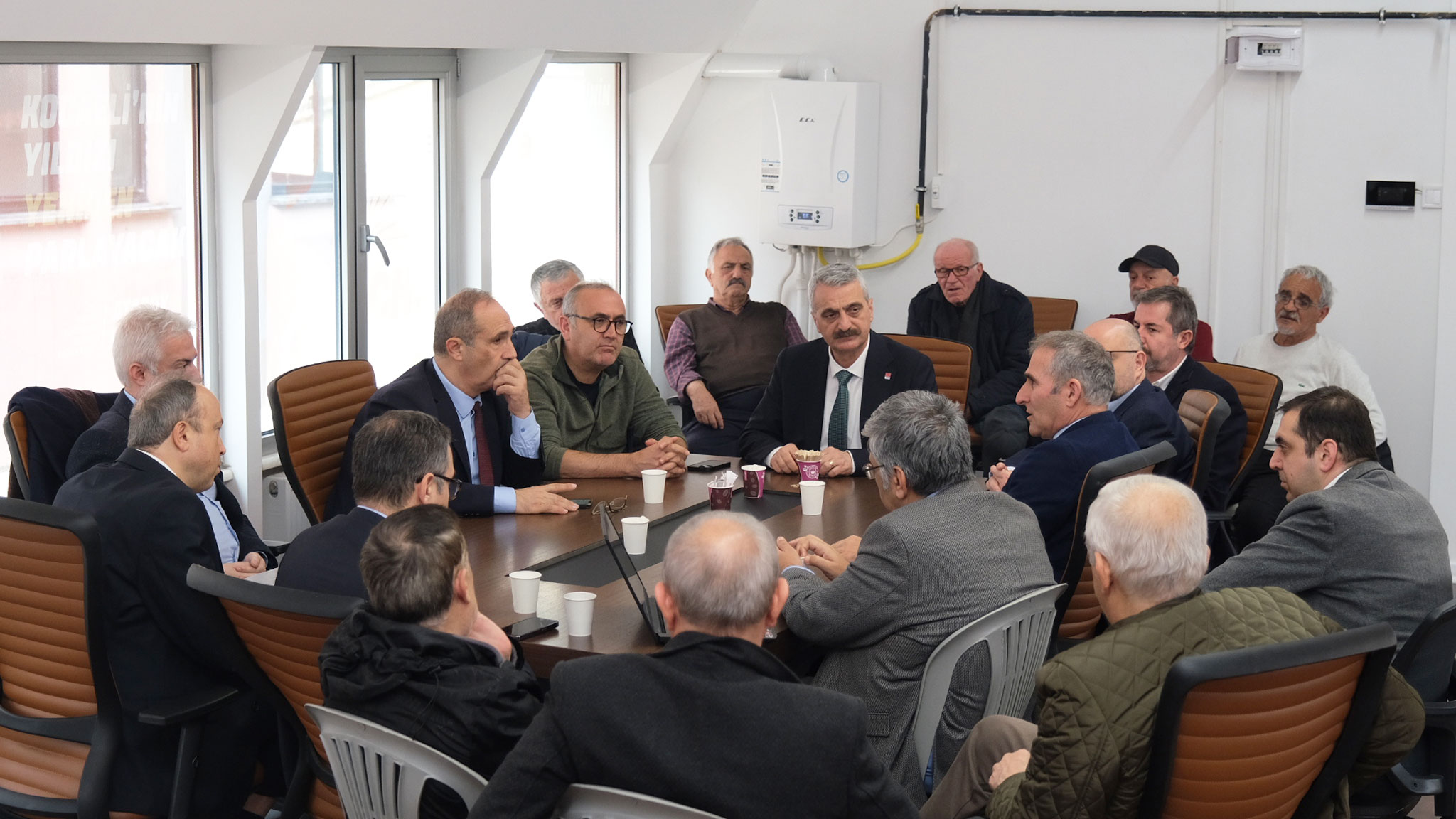 İmamoğlu'nun ekibi Bilgin için geldi - Resim : 1