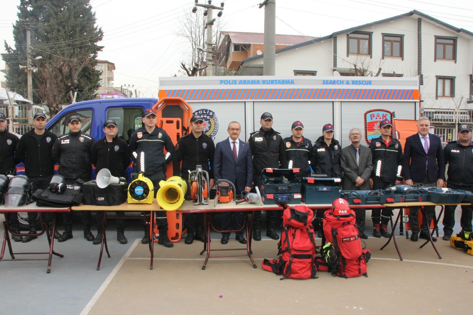 İzmit'te deprem tatbikatı düzenlendi - Resim : 4