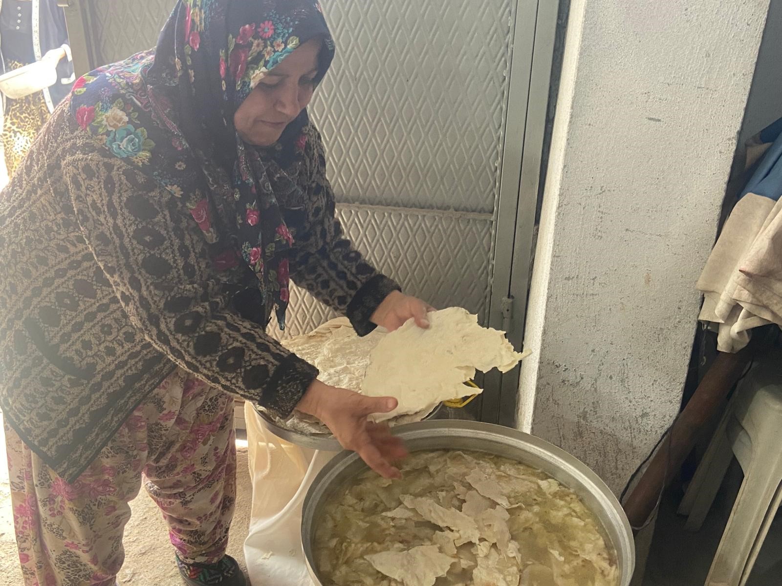 Bu köyde yıllardır ramazanın ilk günü aynı yemek yeniyor! - Resim : 1