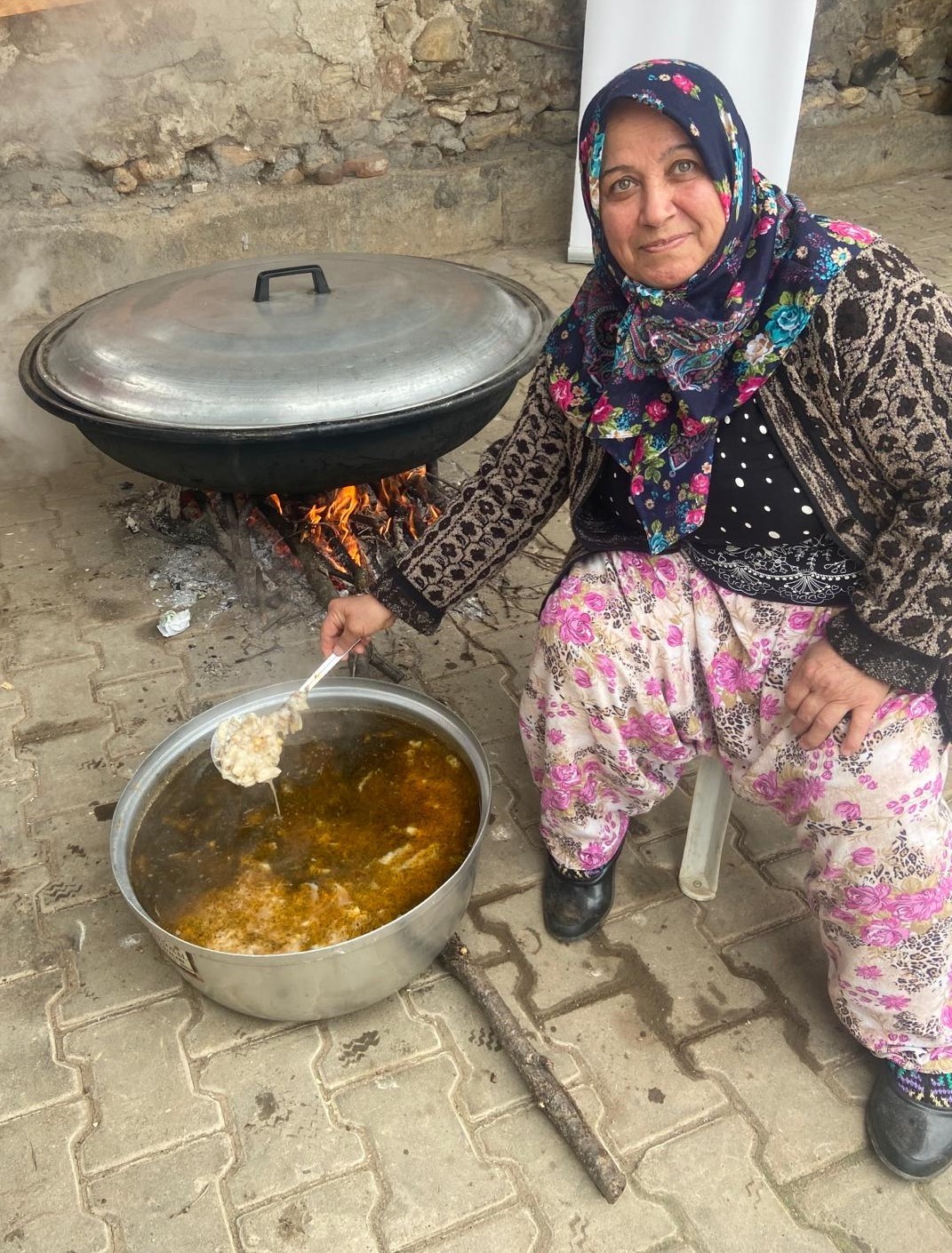 Bu köyde yıllardır ramazanın ilk günü aynı yemek yeniyor! - Resim : 3