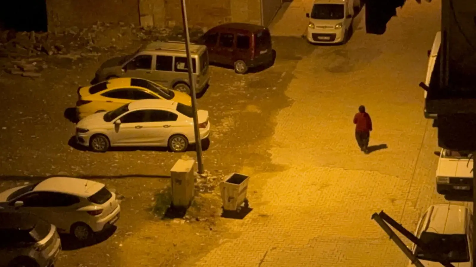 Elazığ ve çevresi sallandı! - Resim : 2