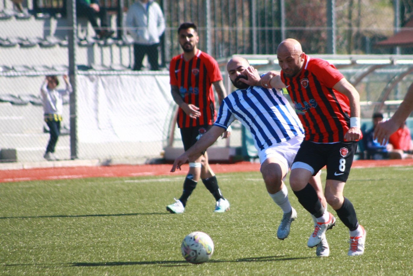 Yuvacıkspor - Gölcükspor: 1-3 "BAL maçı - Foto Galeri - Bülent Badiş" - Resim : 89