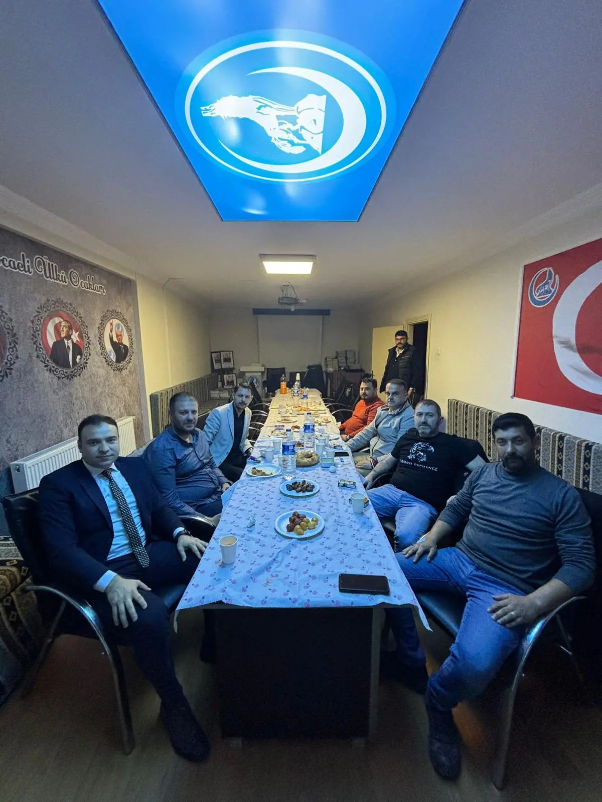 Başkanlar iftarda buluştu - Resim : 2