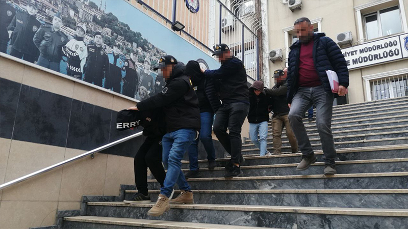 Gölcüklü Kerem Aktürkoğlu’nun tartıştığı kişiler suç makinesi çıktı!