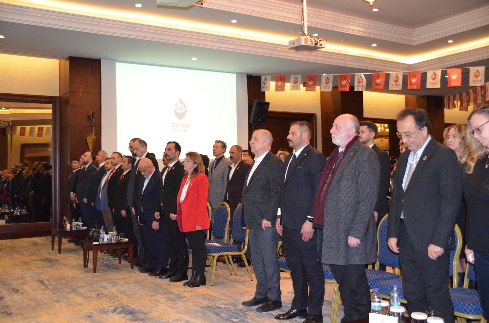 Aday tanıtım toplantısında konuşan Özdağ: “Kocaeli’de Türk Milleti’ne hak ettiği değeri vereceğiz” - Resim : 7