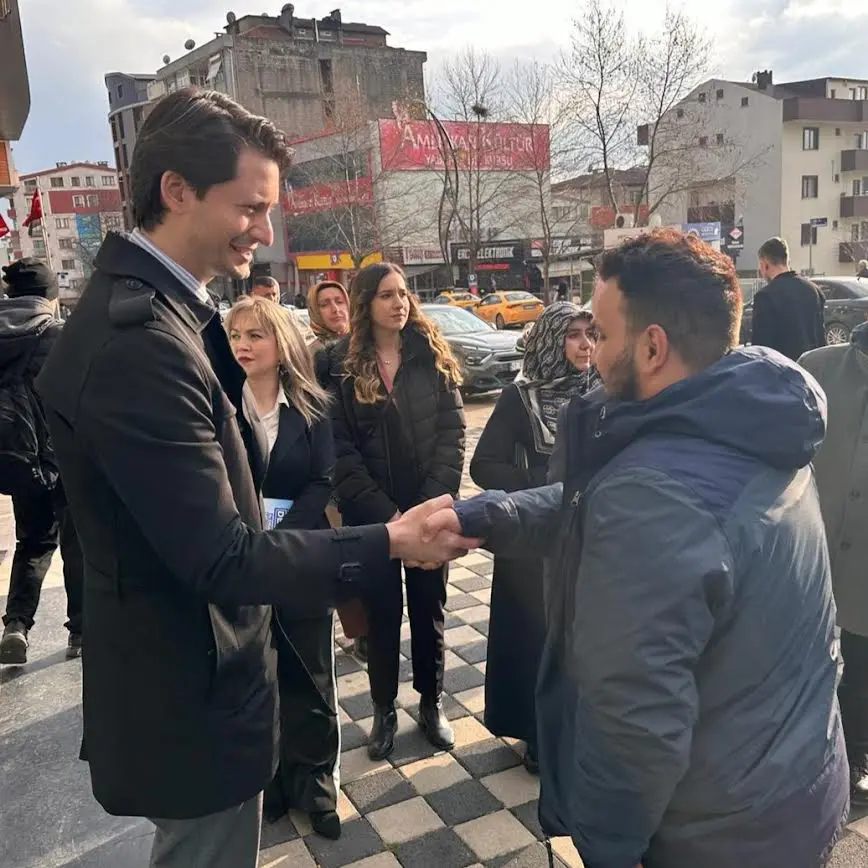 Baturman ilçe başkan adayları ile sahada - Resim : 2