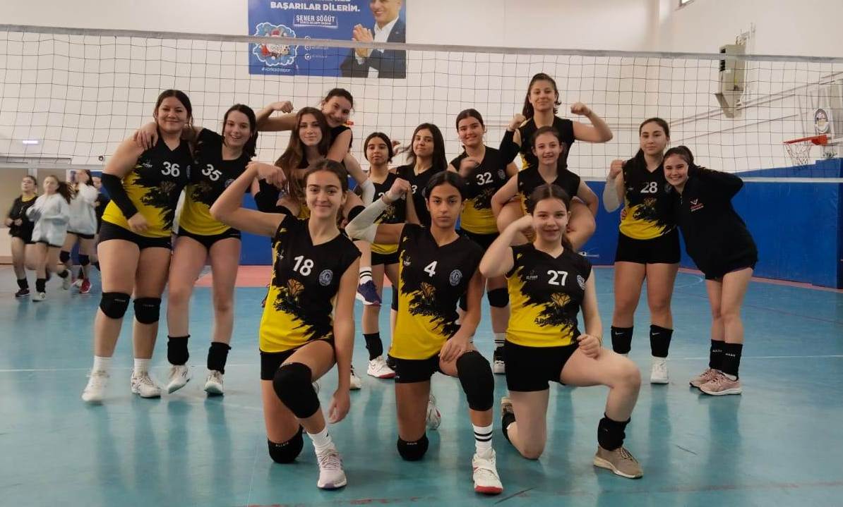 Körfez’de voleybol şenliği - Resim : 1