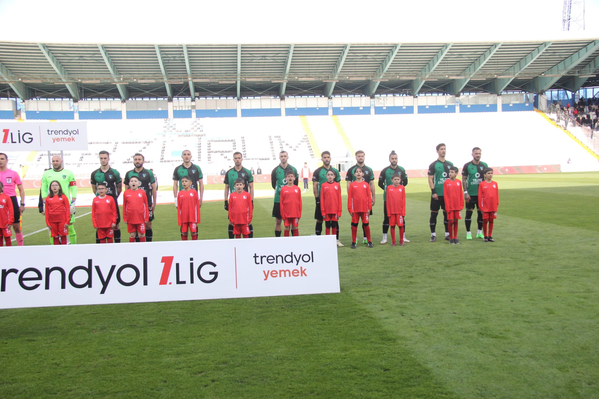 Erzurum FK - Kocaelispor maçından ilk yarı fotoğrafları - Resim : 3