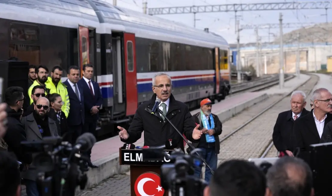 Ulaştırma ve Altyapı Bakanı