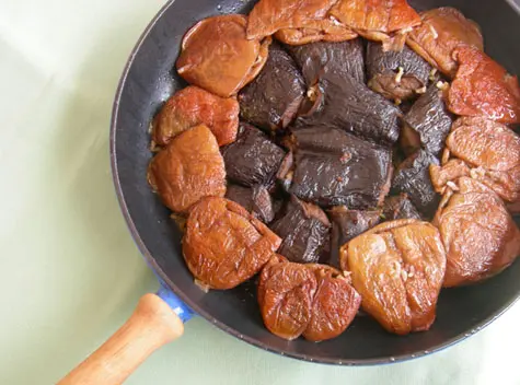 Gelinim Mutfakta Gaziantep Usulü Etli Kuru Dolma Tarifi! Etli Kuru Dolma Nasıl Yapılır? 25 Mart Gelinim Mutfakta Gaziantep Usulü Etli Kuru Dolma Malzemeleri - Resim : 2