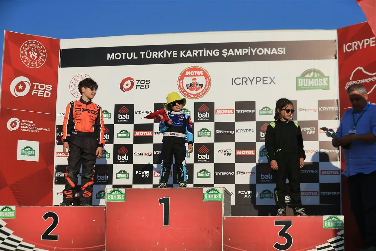 Karting yarışları Kocaeli'de başladı - Resim : 3