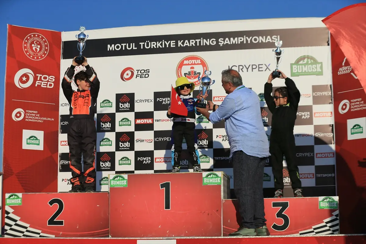 Karting yarışları Kocaeli'de başladı - Resim : 2