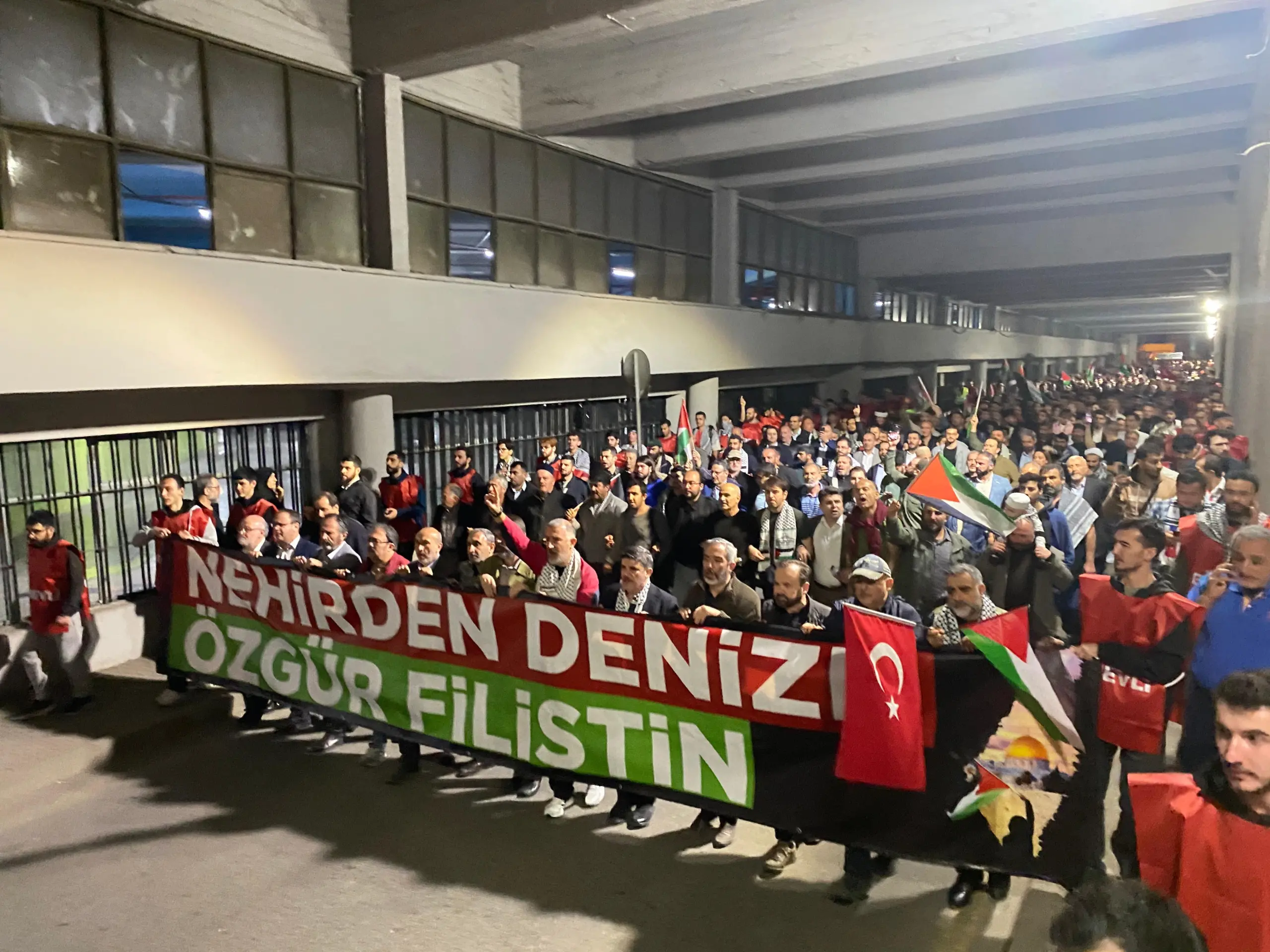 Başkent Filistin için ayaklandı! - Resim : 1