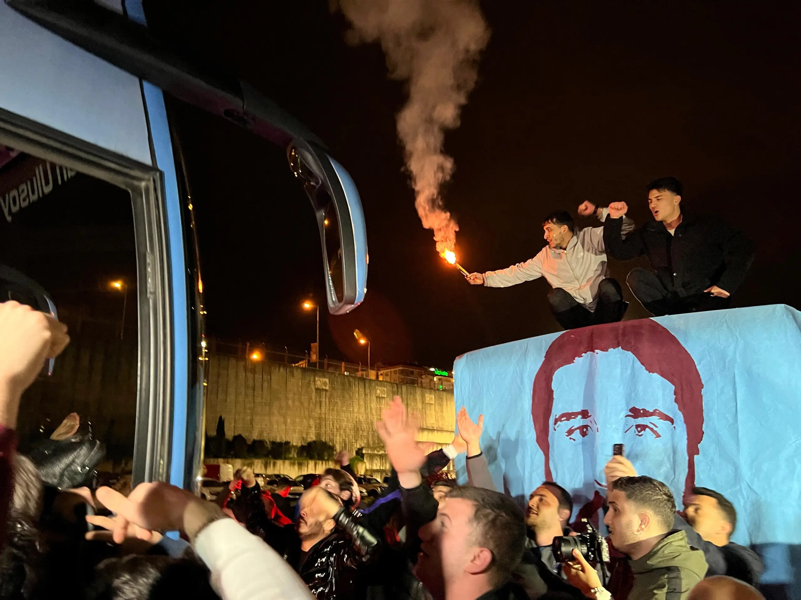 TS taraftarından istifa çağrısı! - Resim : 1