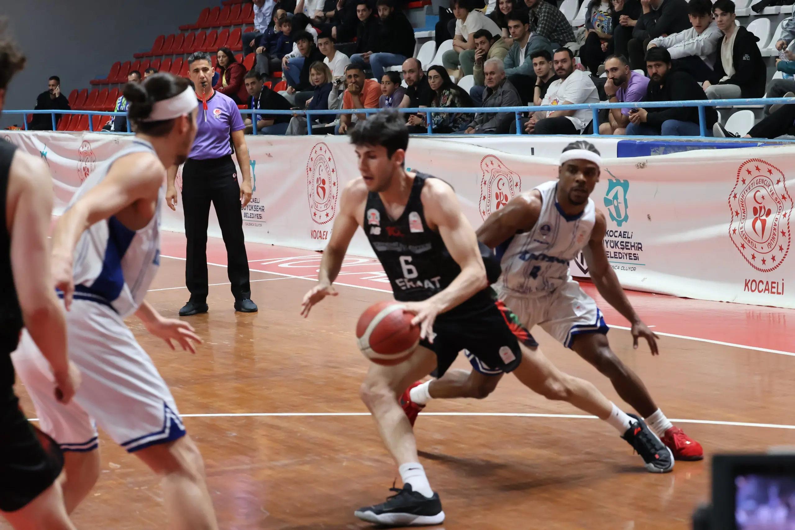 Kağıtspor'dan çok kritik galibiyet: "98-72" - Resim : 7