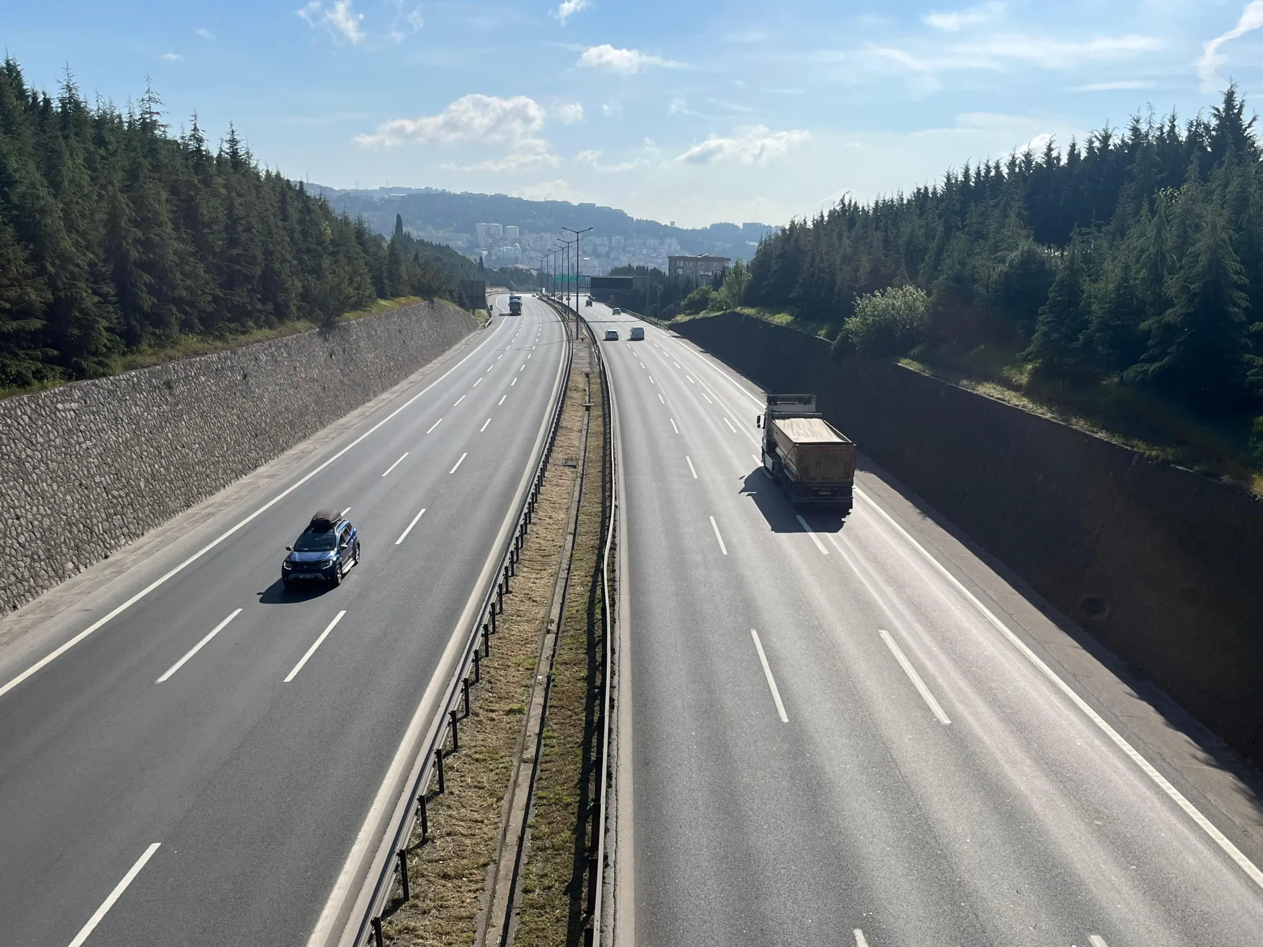 TEM'de tatilin üçüncü gününde trafik akıcı seyrediyor - Resim : 3