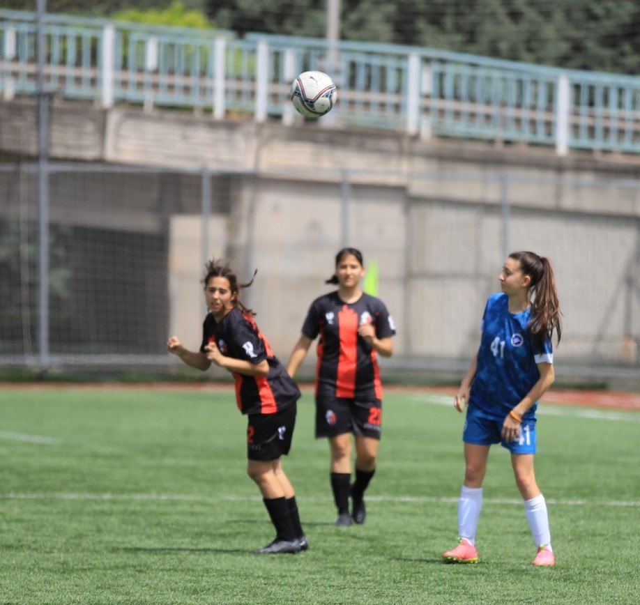 Gölcük İdmanocağı - Karşıyaka Koleji: 5-0 "Kadınlar 3. Lig maçı - Foto Galeri - Ali Köksal" - Resim : 31