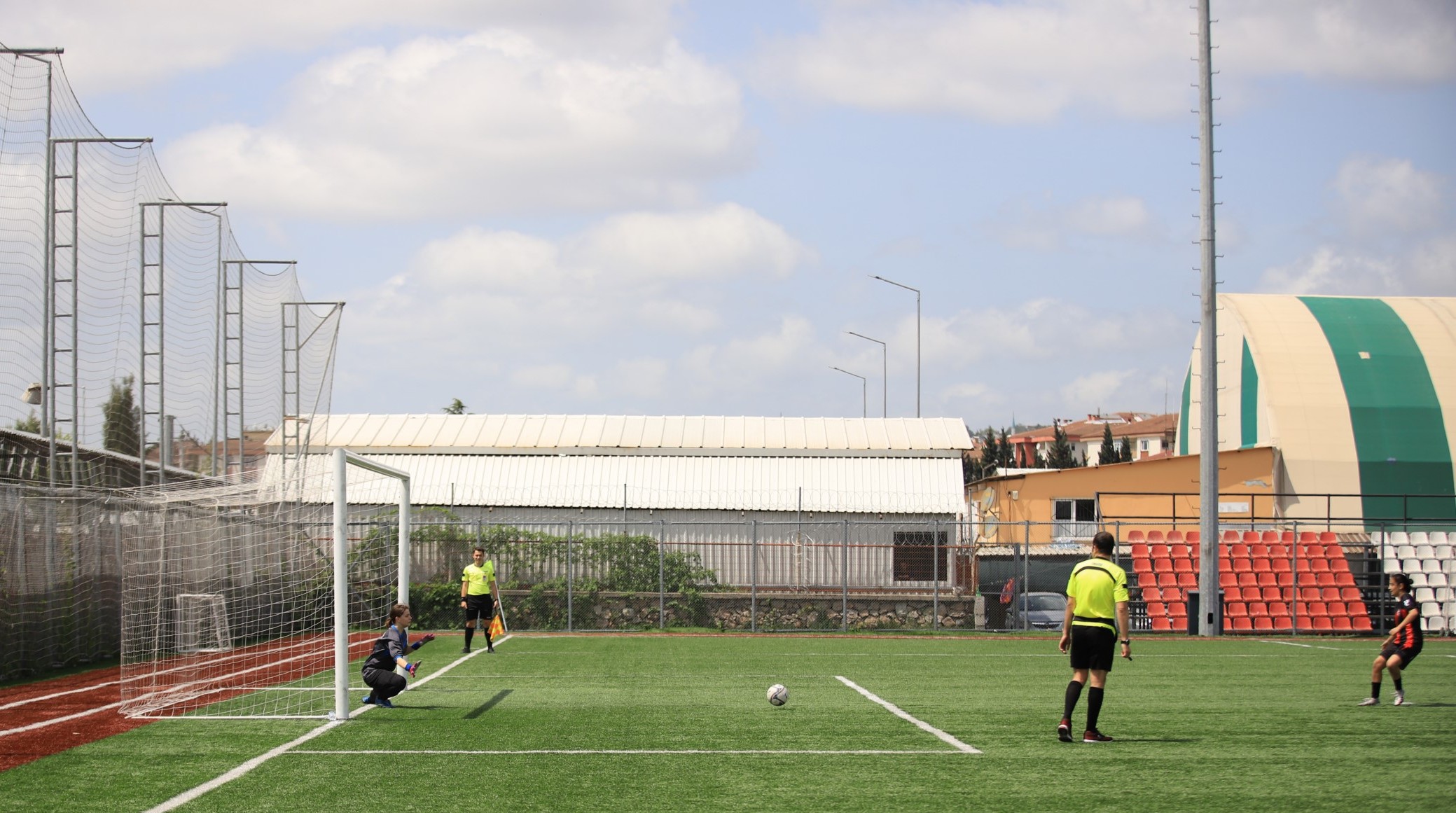 Gölcük İdmanocağı - Karşıyaka Koleji: 5-0 "Kadınlar 3. Lig maçı - Foto Galeri - Ali Köksal" - Resim : 52