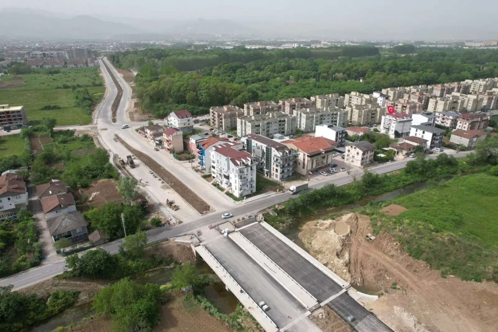 Kocaeli Stadı yolu asfaltlanıyor! - Resim : 3